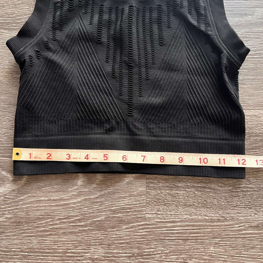 Ivy Park Black Knit Mesh Ribbed Cropped Tank Top small - Picture 4 of 8